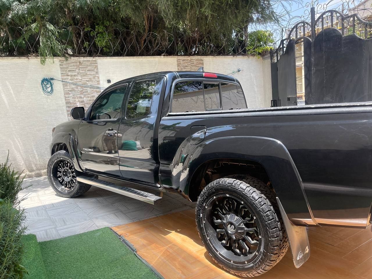 Toyota Tacoma  - Image