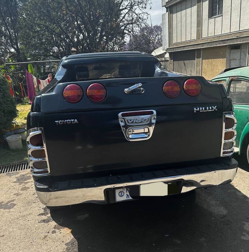 Toyota Hilux King Cab - Image