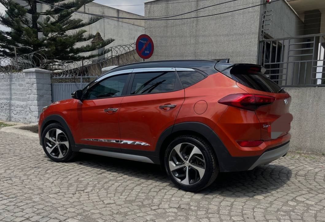Hyundai Tucson  - Image