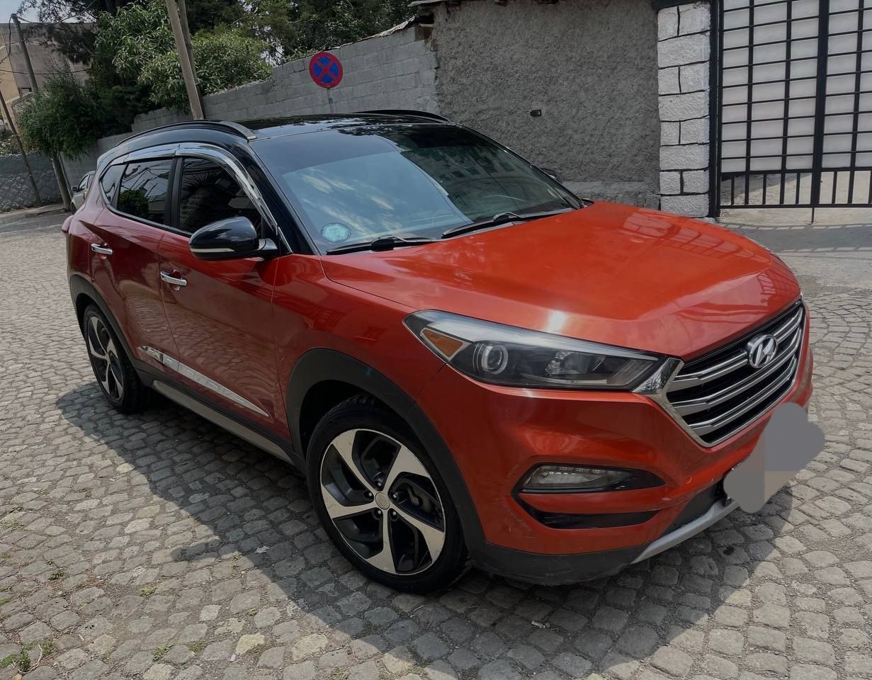 Hyundai Tucson  - Image