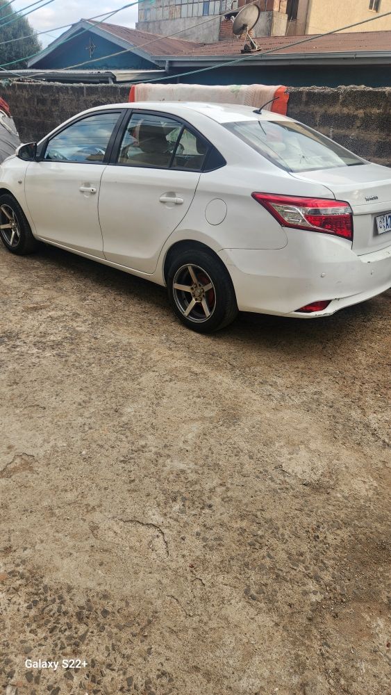 toyota yaris 2014