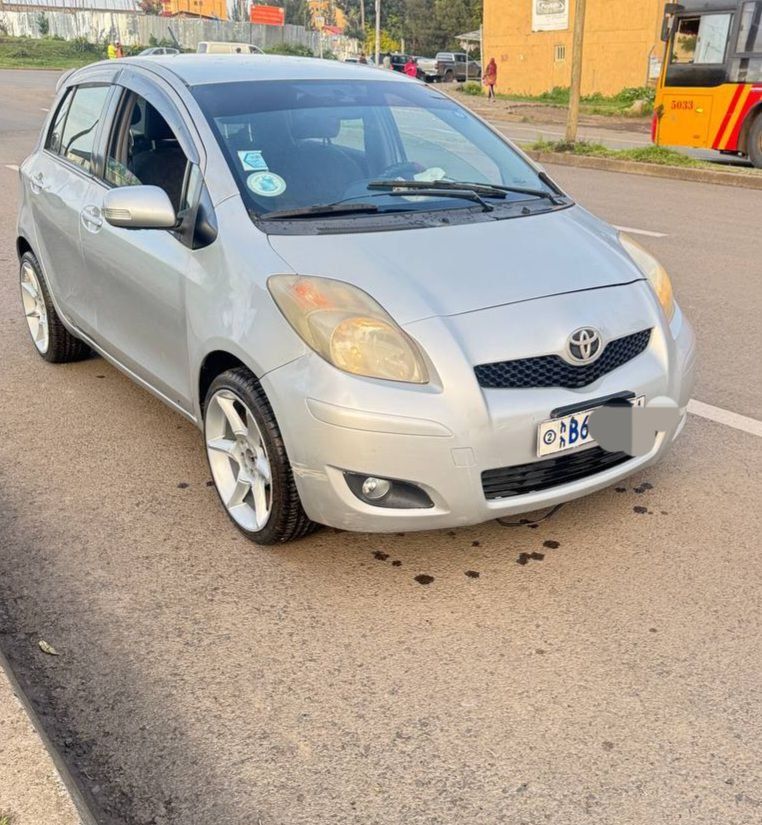 Toyota Yaris Compact  - Image