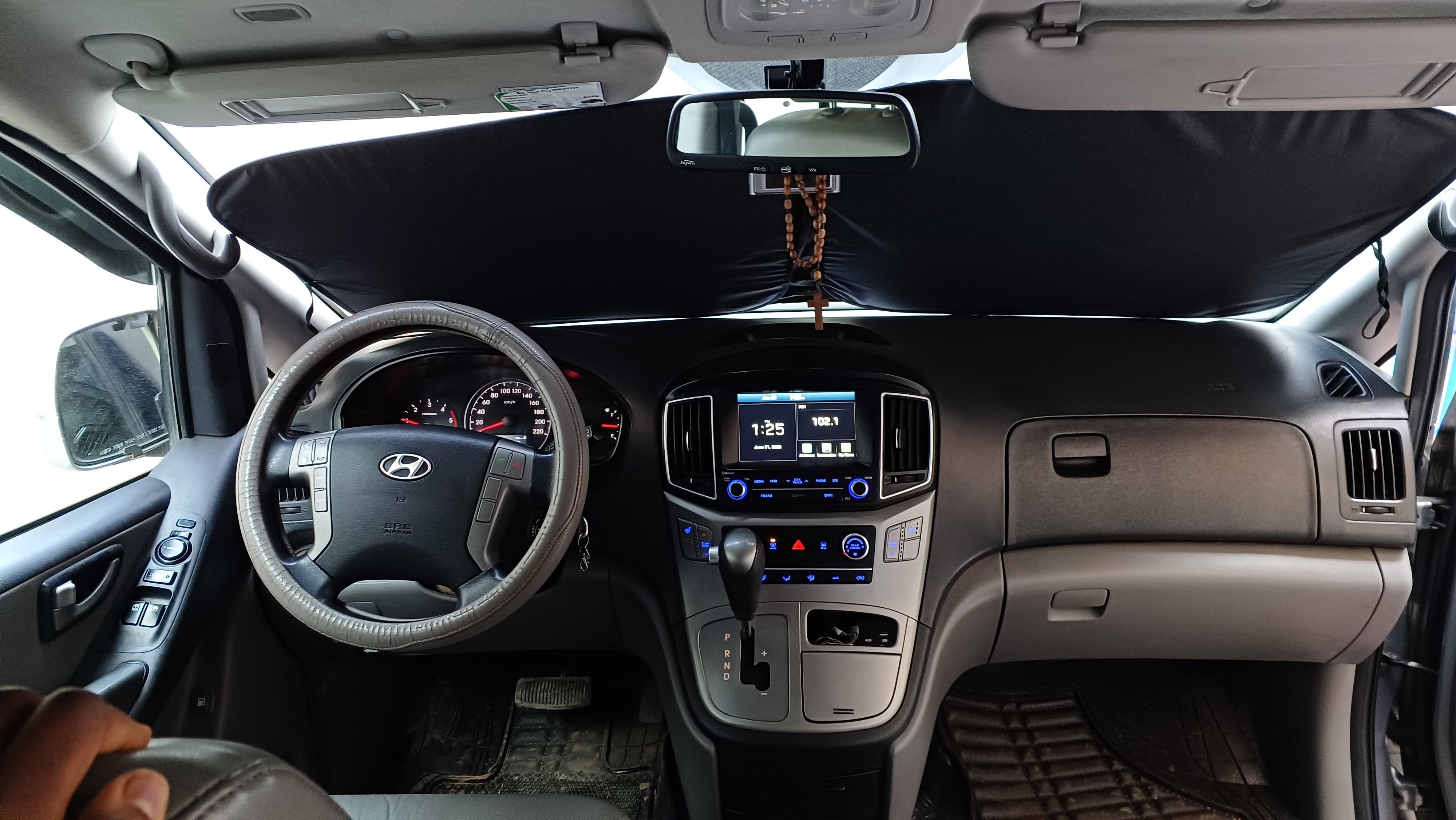 Hyundai Starex - Image