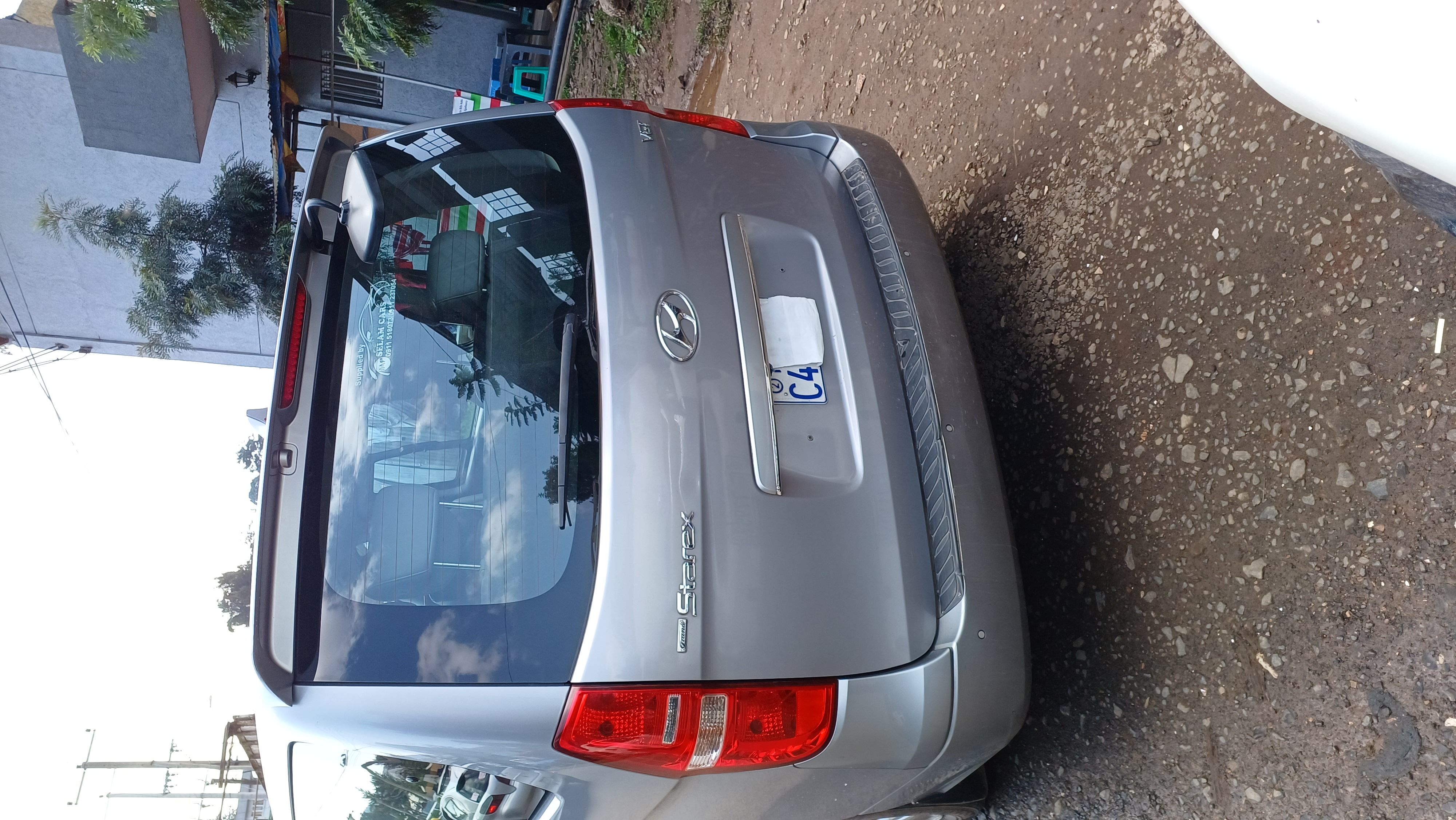 Hyundai Starex - Image