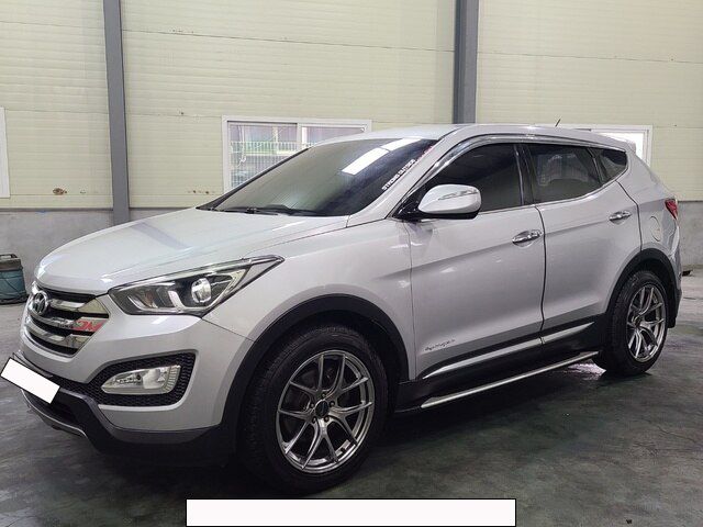 Hyundai Santa FE 2013 (Duty free) - Image