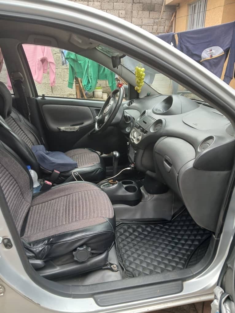 Toyota vits  - Image