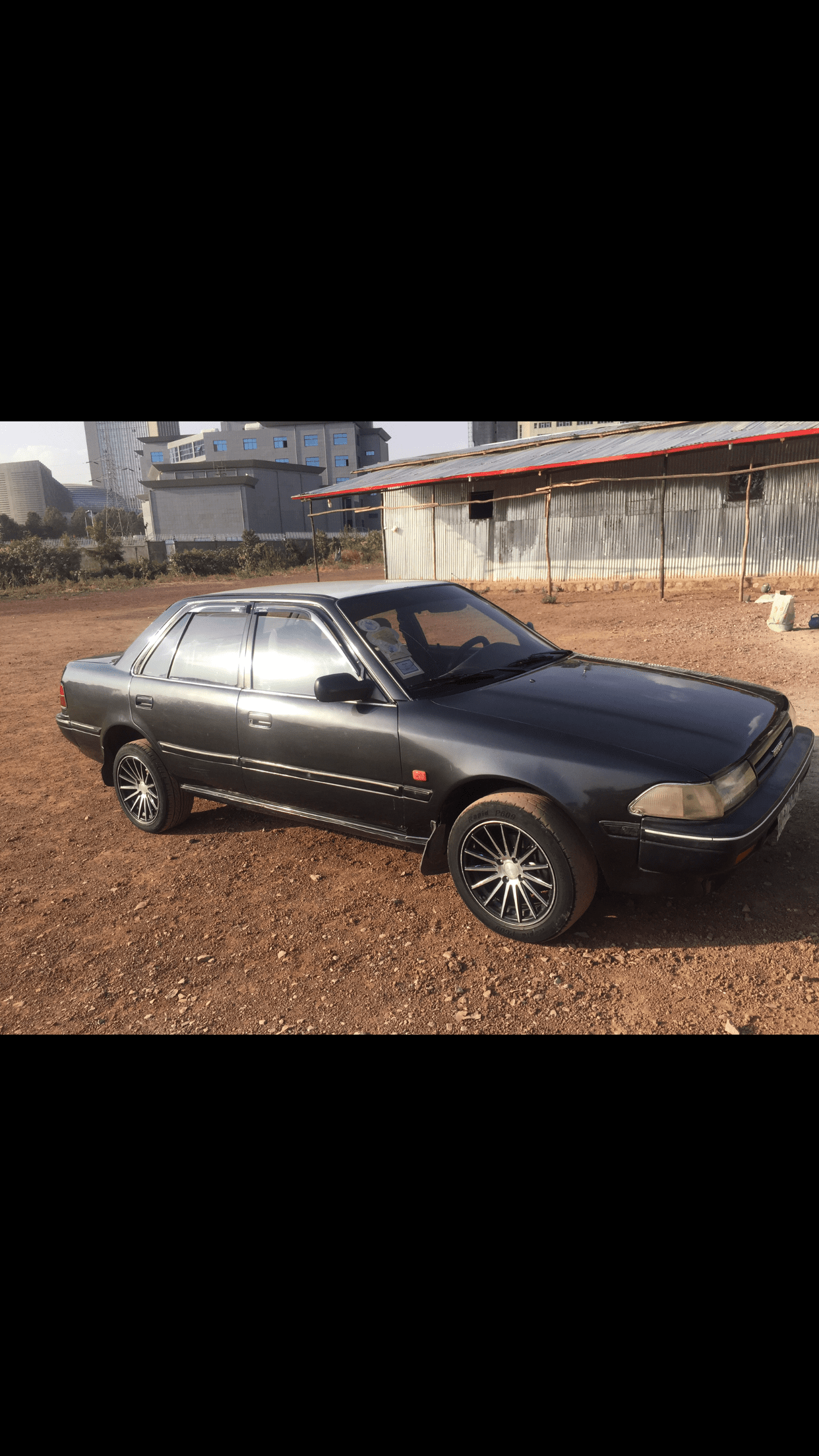 Toyota carina 2 - Image