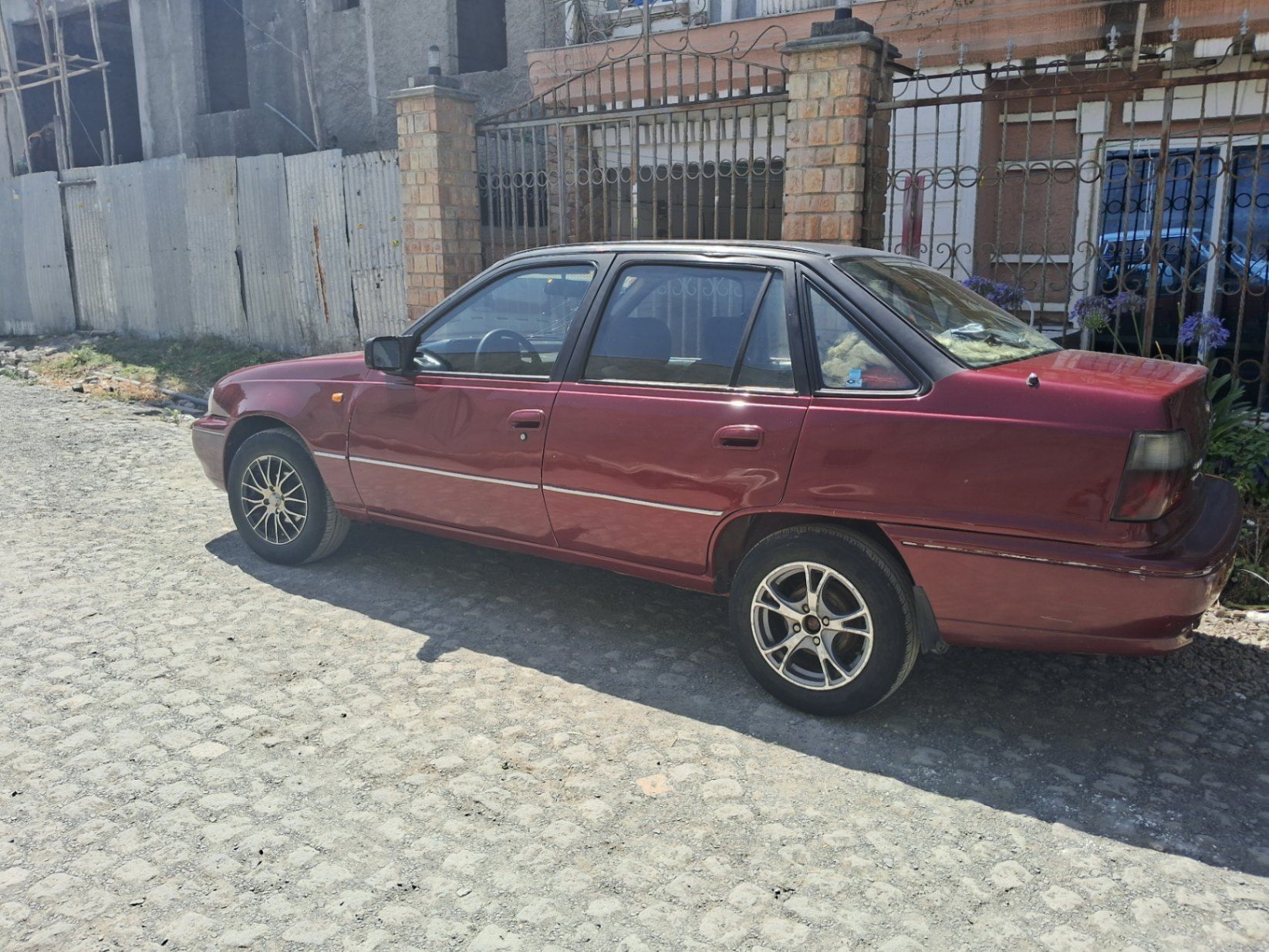 Daewoo 1999