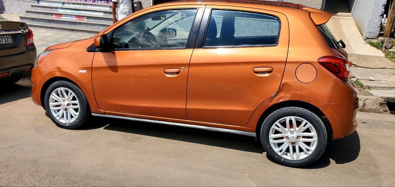 Mitsubishi Mirage - Image