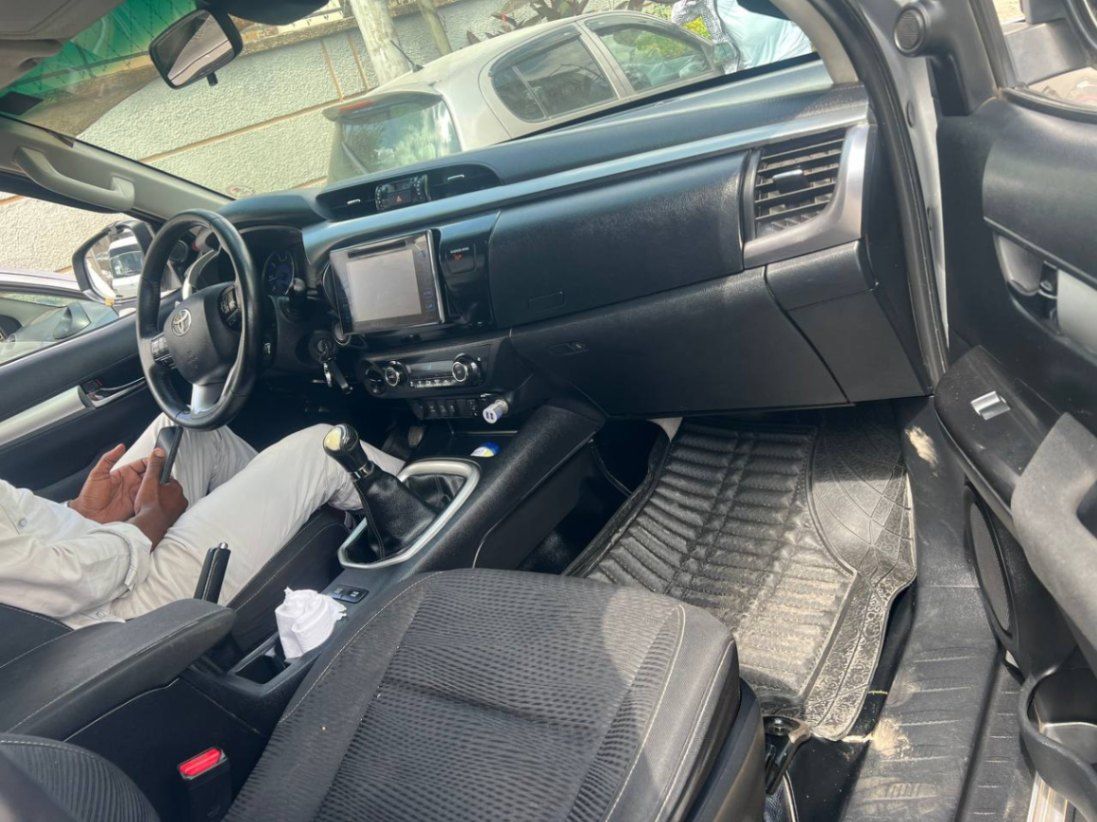 Toyota revo 2019 - Image