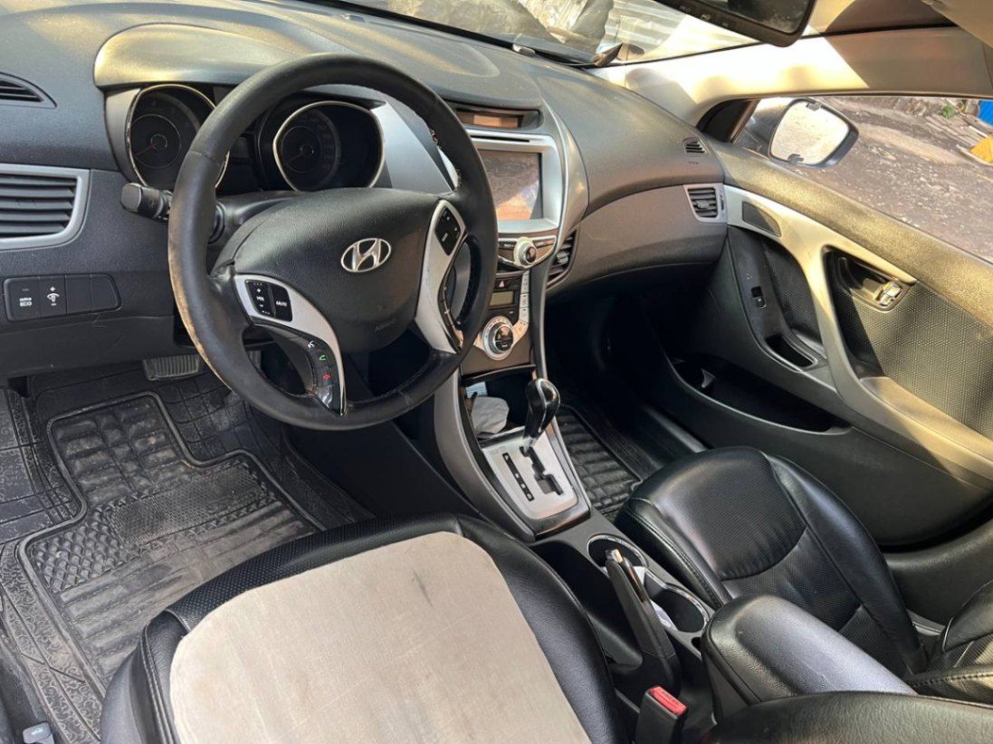 Hyundai avante 2012 - Image