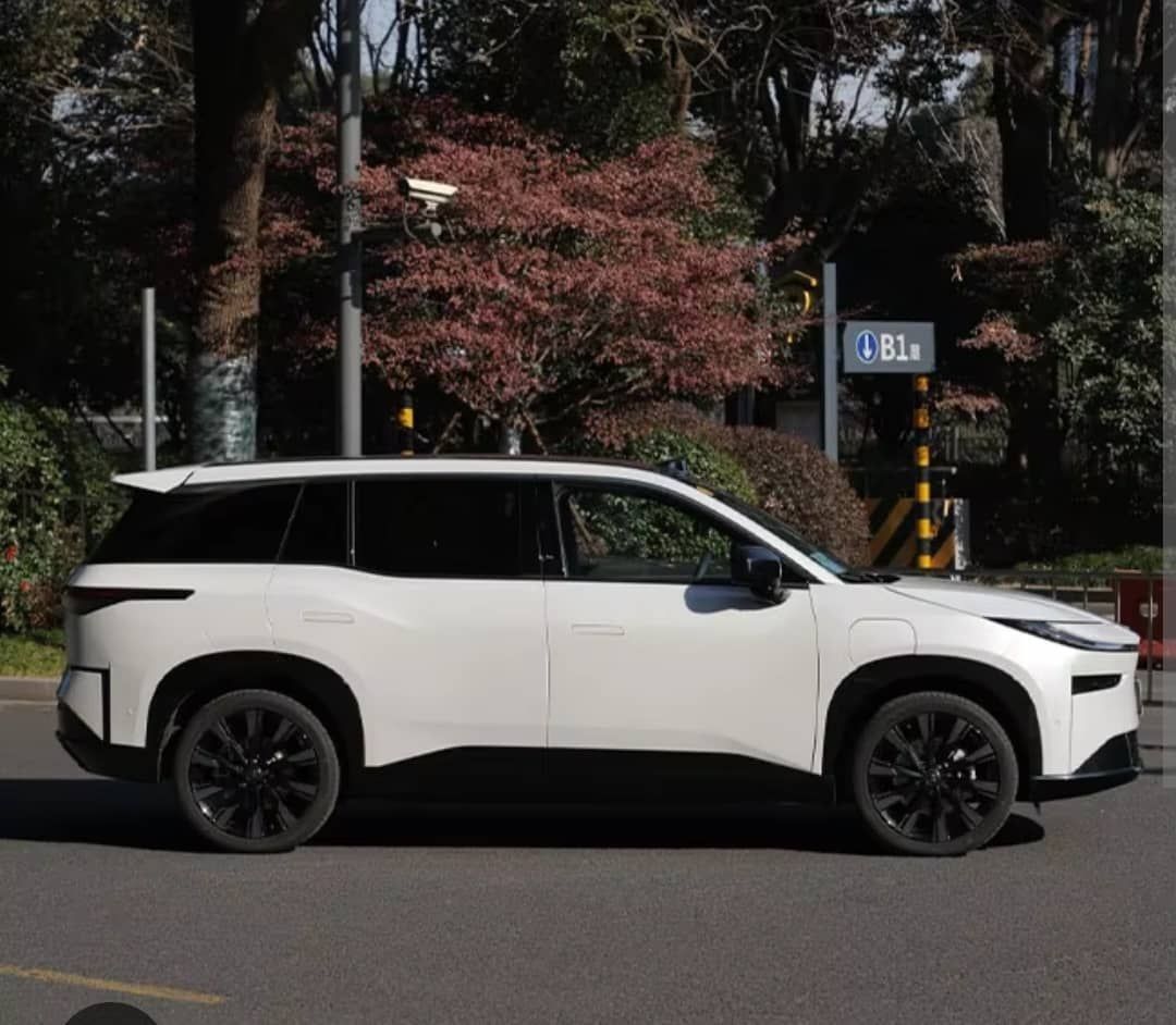 Toyota BZ3X 610km 2025