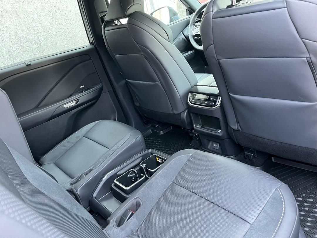 50% BANK AVAILABLE LEXUS HYBRID 2025 - Image